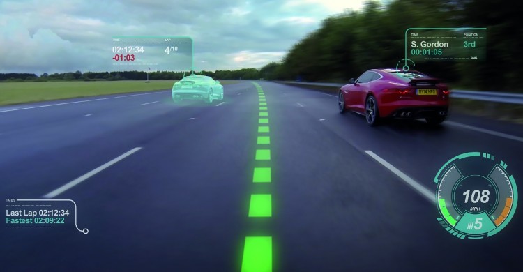 Jaguar se dote d'un pare-brise à réalité augmentée