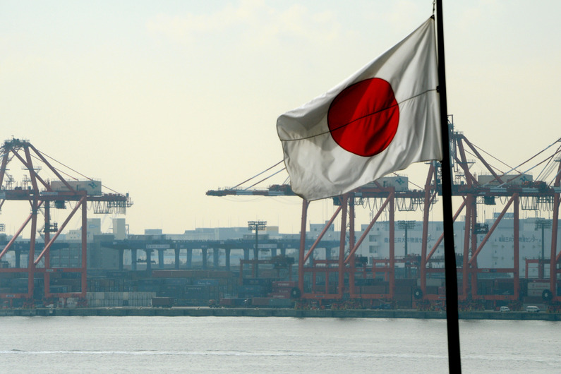 Un violent tremblement de terre frappe Tokyo (Japon)