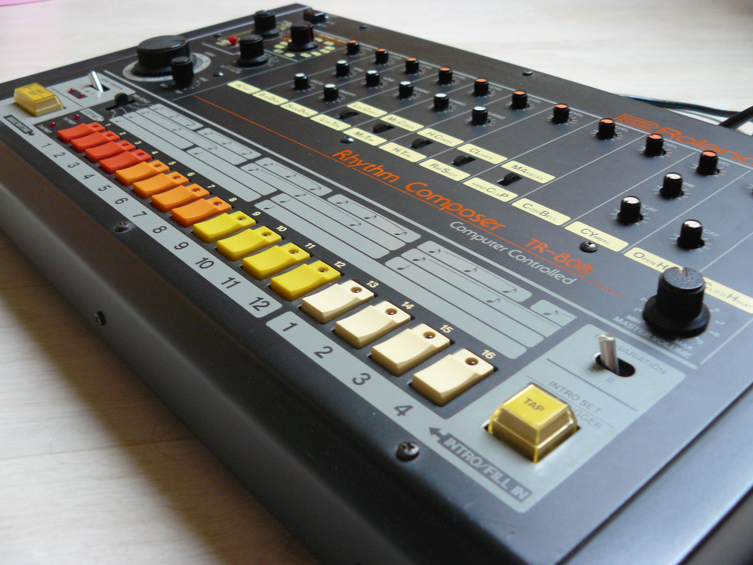 TR 808 Roland