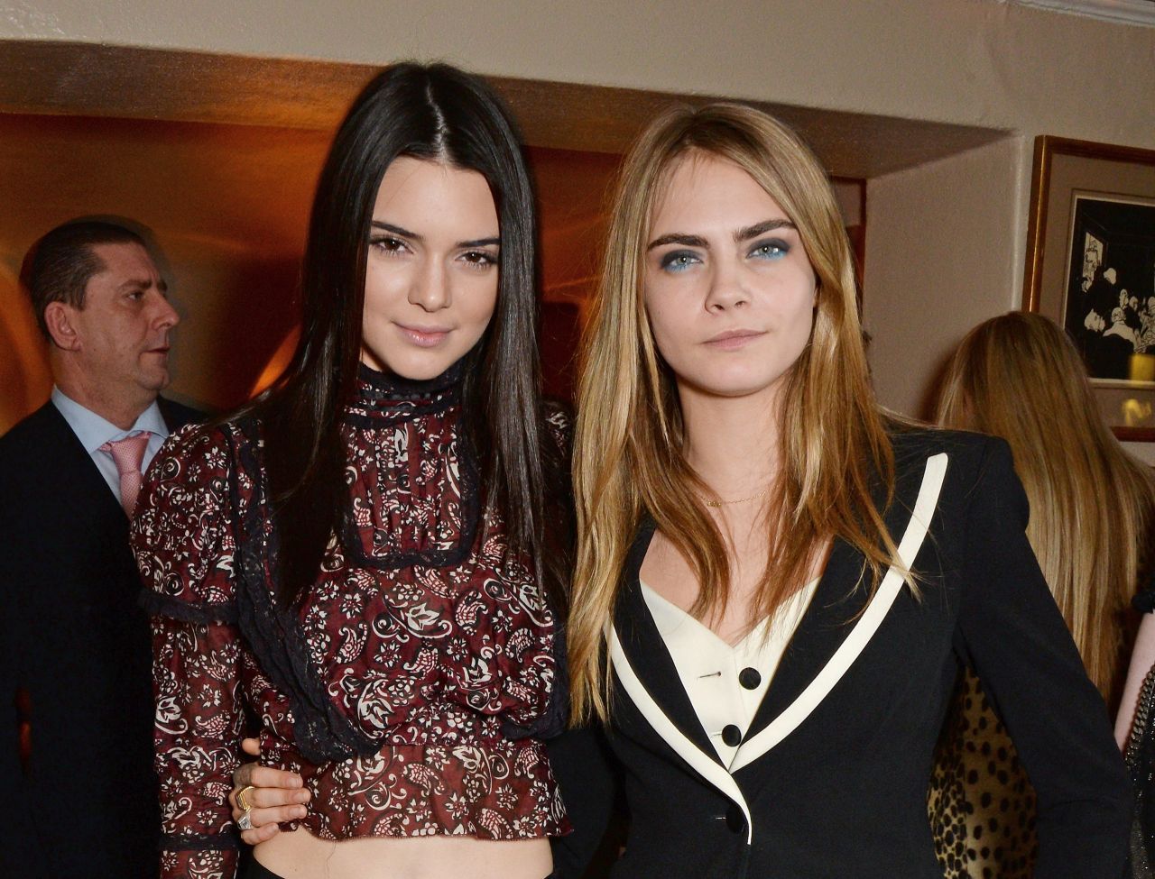 CARA DELEVINGNE ET KENDALL JENNER