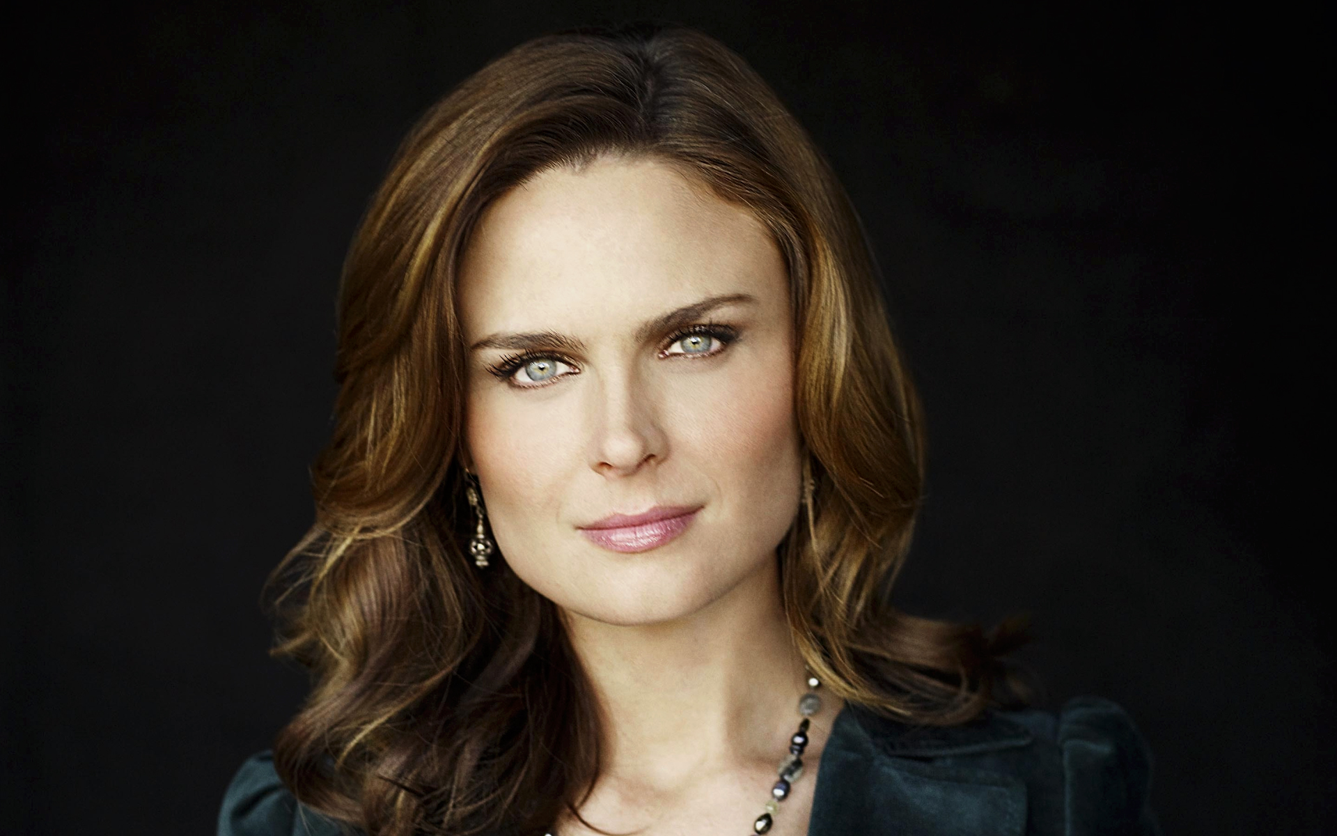 Emily Deschanel