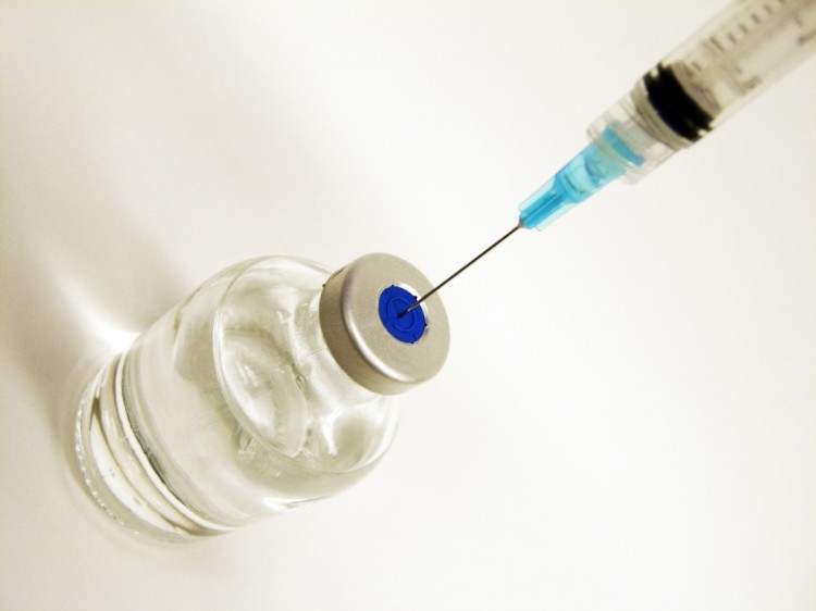 Les tests cliniques pour un vaccin contre le virus Ebola ont dû être suspendus en Suisse