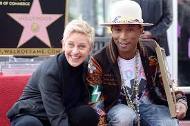 Pharrell Williams décroche son étoile à Hollywood