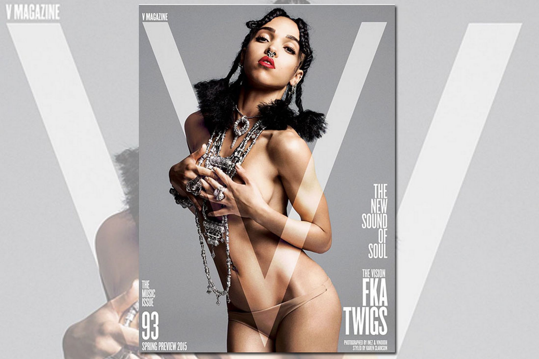 FKA Twigs pose nue pour V Magazine