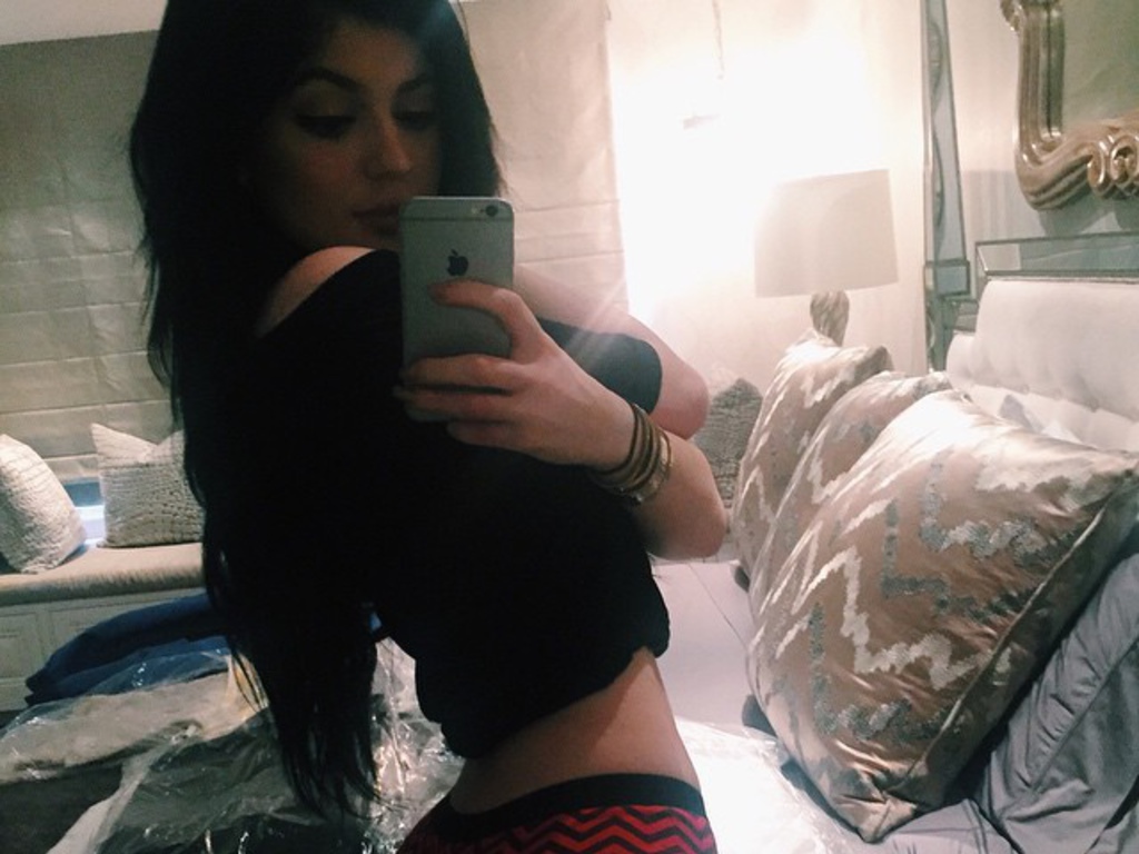 Kylie Jenner se prend pour Kim Kardashian