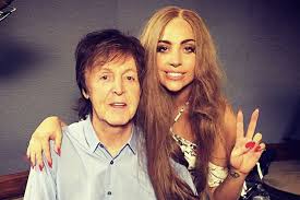 Paul McCartney rejoint Lady Gaga dans le studio