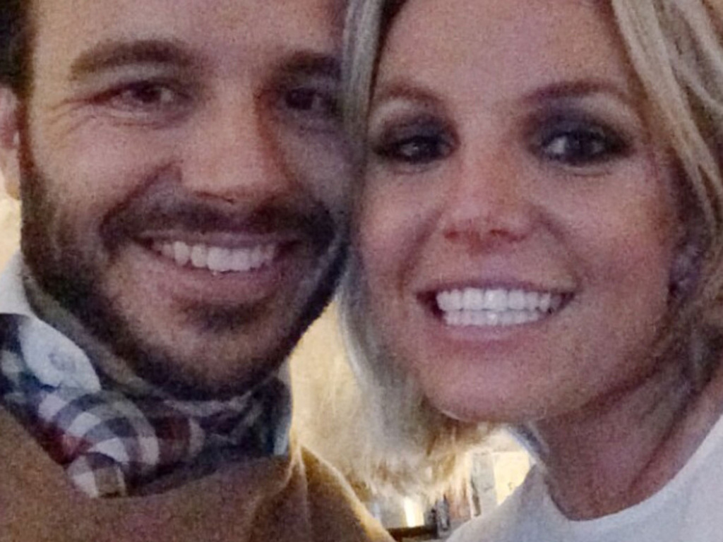 Britney va se faire passer la bague au doigt par Charlie Ebersol