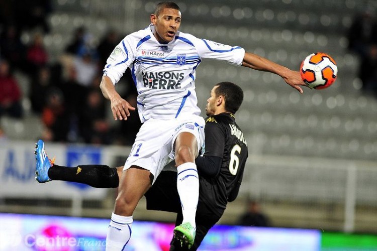 Match Auxerre vs Angers en direct live streaming