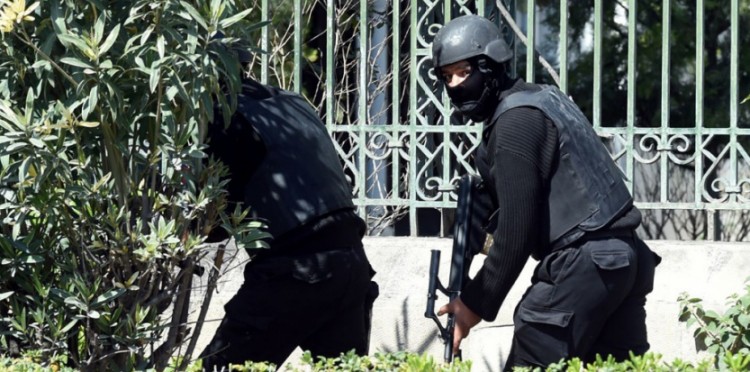 Attaque au Bardo: Un bilan initial de 8 morts dont une tunisienne