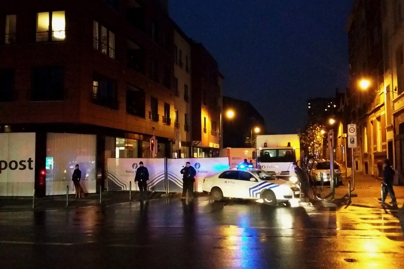 Plusieurs arrestations à Bruxelles liées aux attaques de Paris