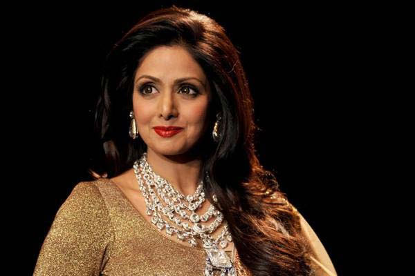 L'actrice indienne Sridevi Kapoor, légende de Bollywood, est morte d'un arrêt cardiaque à Dubai